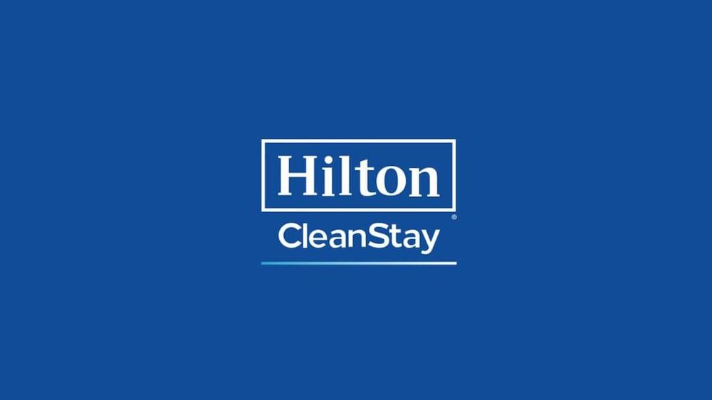 米斯提希尔顿恒庭旅馆&套房酒店 米斯蒂克 外观 照片
